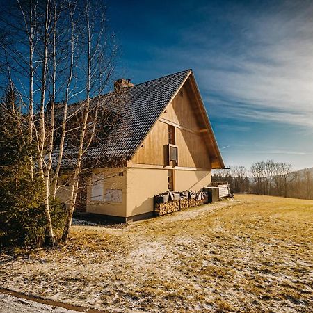 Horsky Apartman U Lesa Ricky Exteriör bild